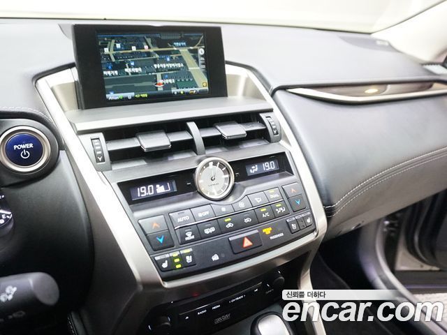 Lexus NX из Кореи Encar