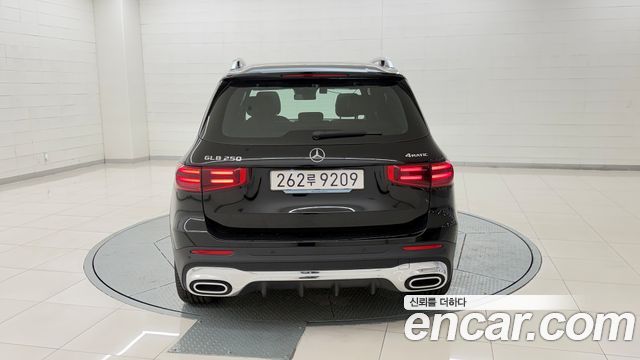 Mercedes-Benz GLB-Class из Кореи Encar