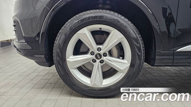 Audi Q7 из Кореи Encar