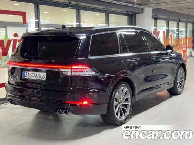Lincoln Aviator 3.0 PHEV GT AWD — пробег 110 400 км — фото 4 из 5