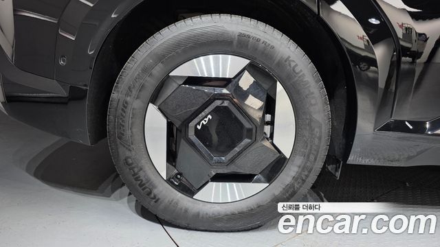 Kia EV9 из Кореи Encar