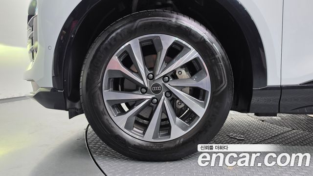 Audi Q6 e-tron Performance — пробег 7 926 км — фото 5 из 5