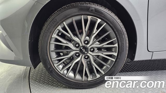 Kia K3 из Кореи Encar